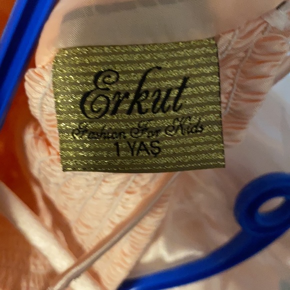 Beautiful dress for a 1 year old - Picture 4 of 4